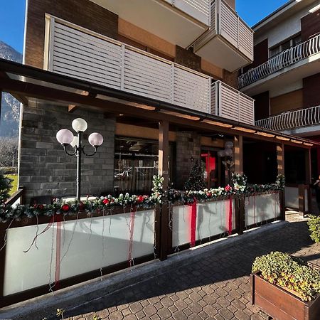 Albergo Carla Пон-Сен-Мартен Экстерьер фото